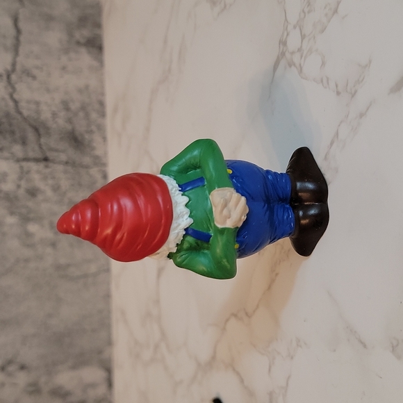 Becker & Mayer ! Quirk Gnome 2005 Figure Figurine 3 1/2" Statue gnome red hat - Picture 3 of 4